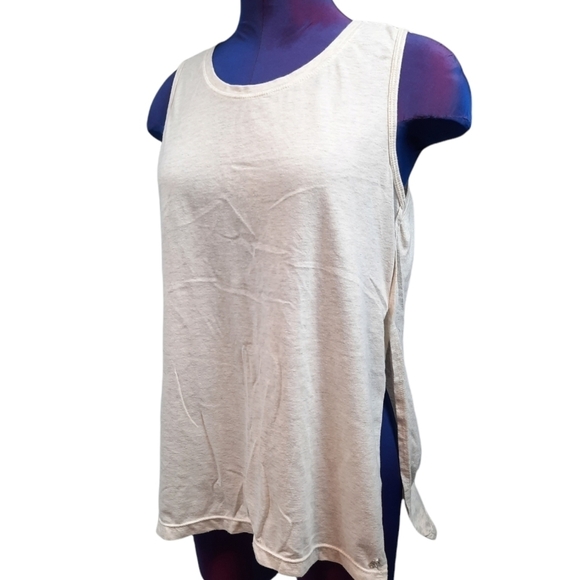 Fabletics Muscle Tank Top Open Sides Cream Heather Size Medium Women's - Picture 1 of 5